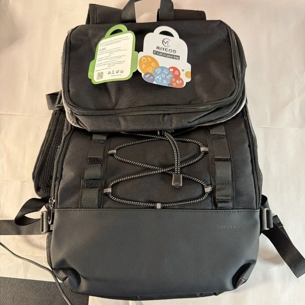 Miracol Hydration Backpack with Storage Pockets
